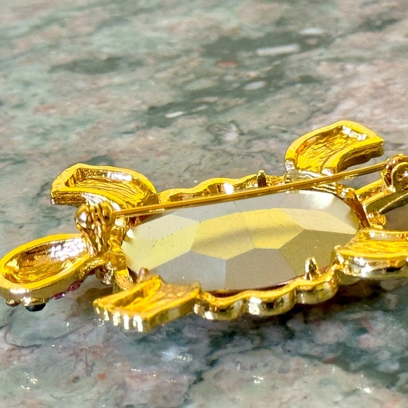 Pink Rhinestone Turtle Pin Brooch - Picture 3 of 3